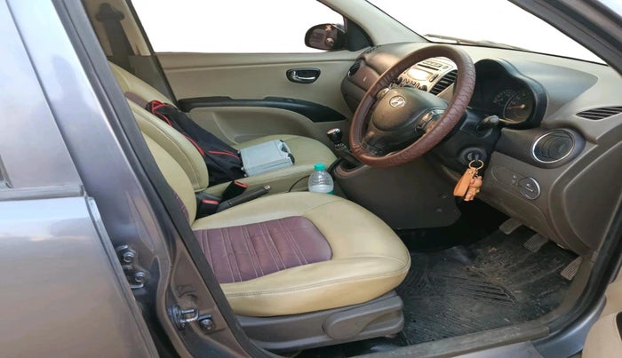 2013 Hyundai i10 ASTA 1.2, Petrol, Manual, 1,12,195 km, interior