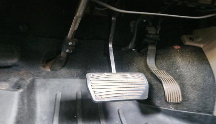 2017 Mahindra XUV500 W8 AT, Diesel, Automatic, 1,16,501 km, interior