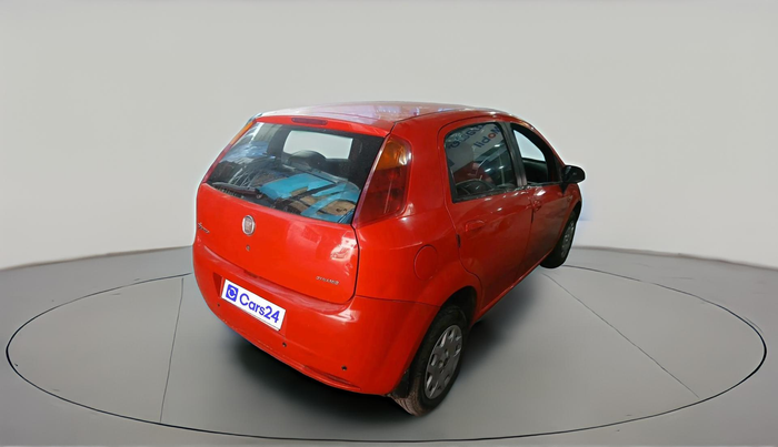 2013 Fiat Grand Punto ACTIVE 1.3, Diesel, Manual, 1,00,602 km, exterior