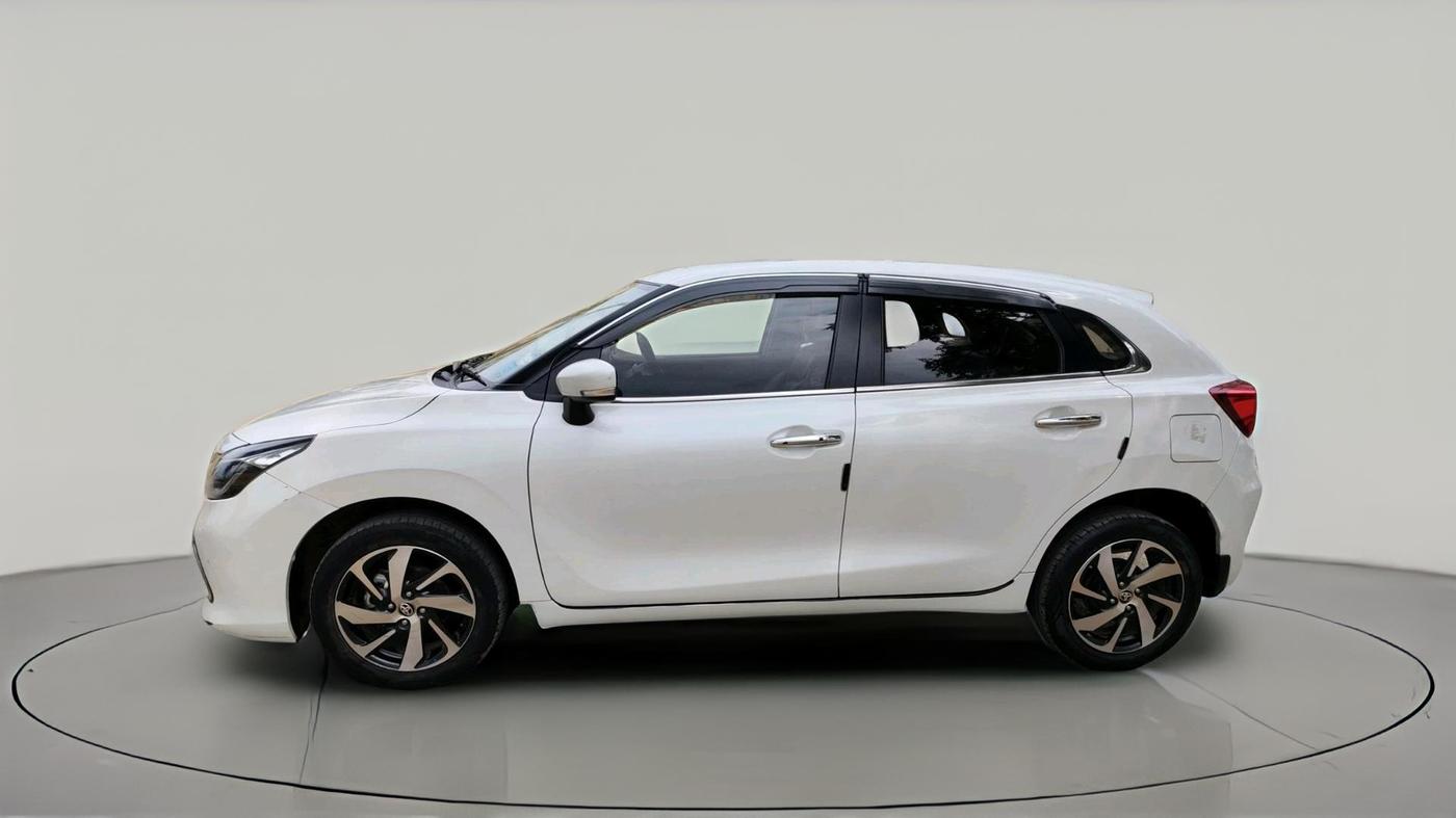 2023 Toyota Glanza G, Petrol, Manual, 51,200 km, exterior