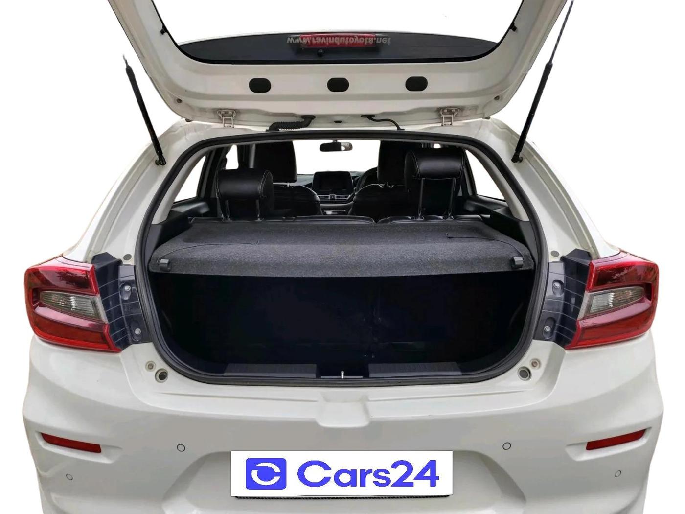 2023 Toyota Glanza G, Petrol, Manual, 51,200 km, exterior