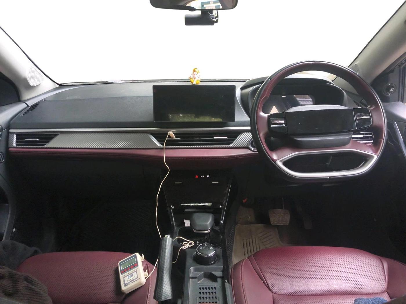 2025 Tata Curvv Accomplished S 1.2 Petrol 7DCA, Petrol, Automatic, 21,811 km, interior