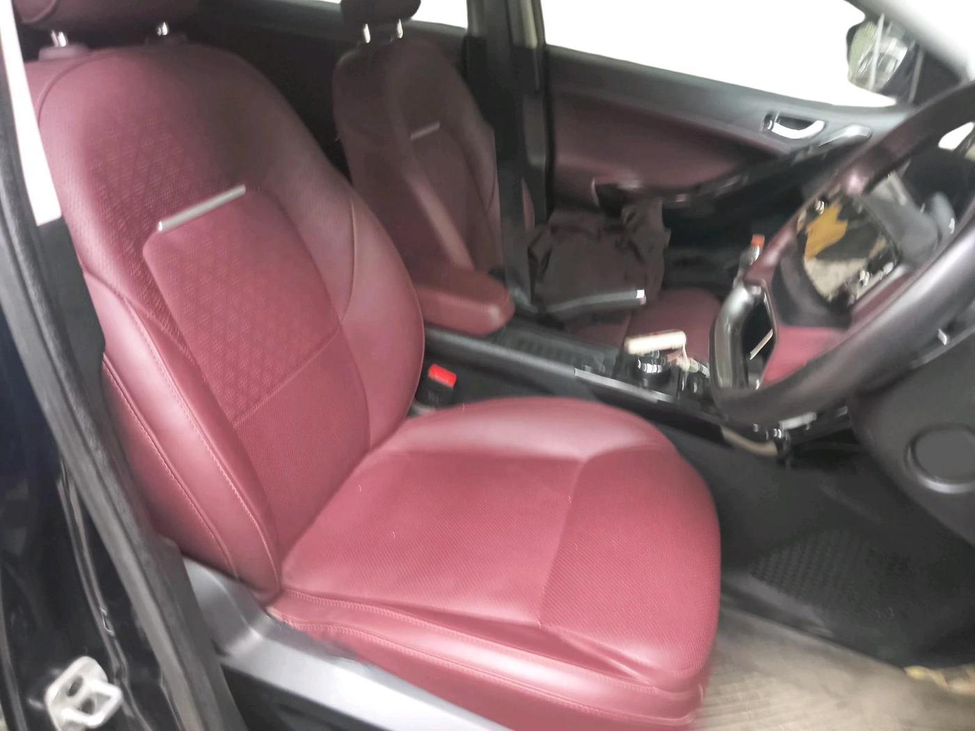 2025 Tata Curvv Accomplished S 1.2 Petrol 7DCA, Petrol, Automatic, 21,811 km, interior