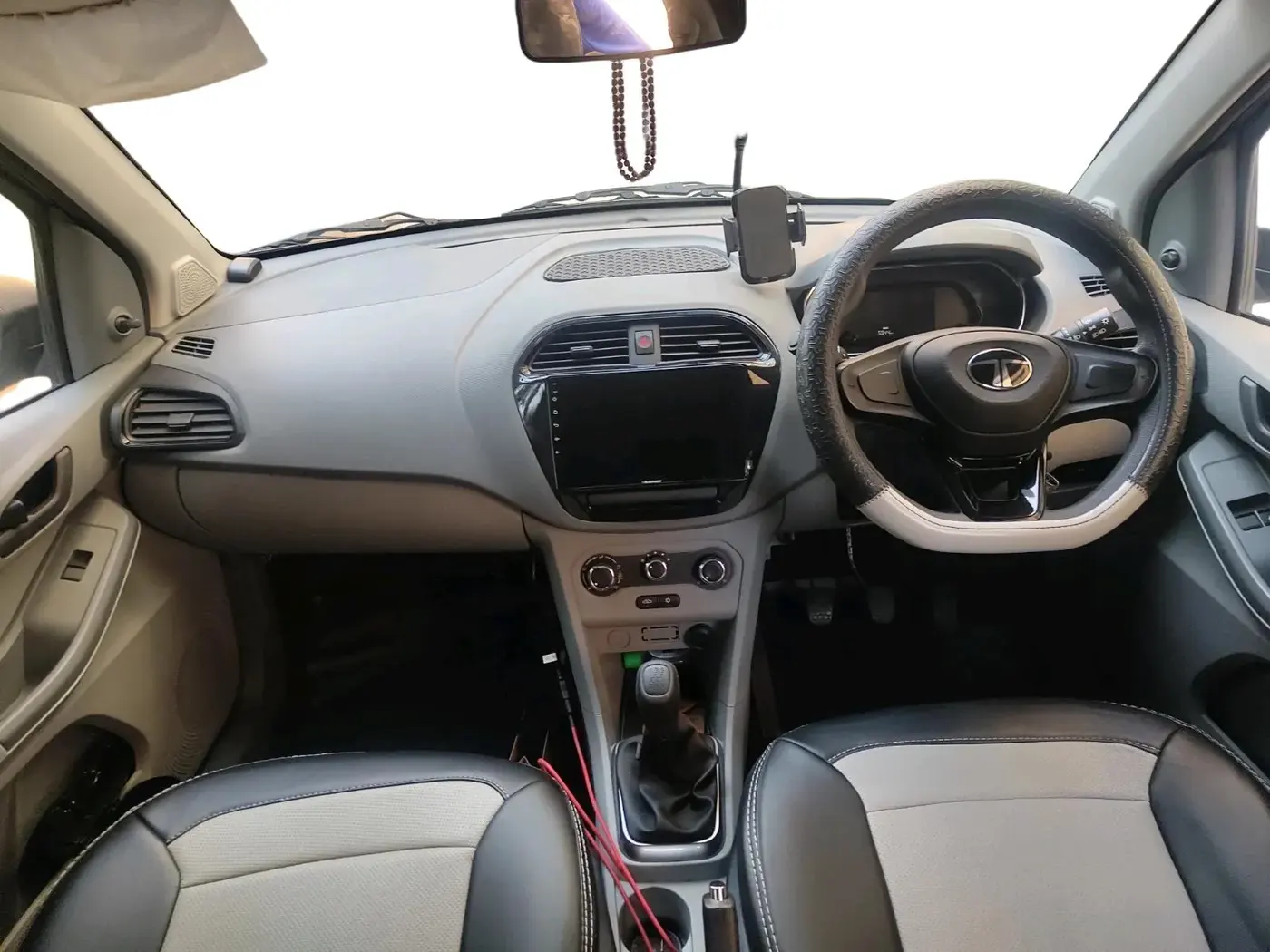 2024 Tata TIGOR XE PETROL, Petrol, Manual, 5,944 km, interior
