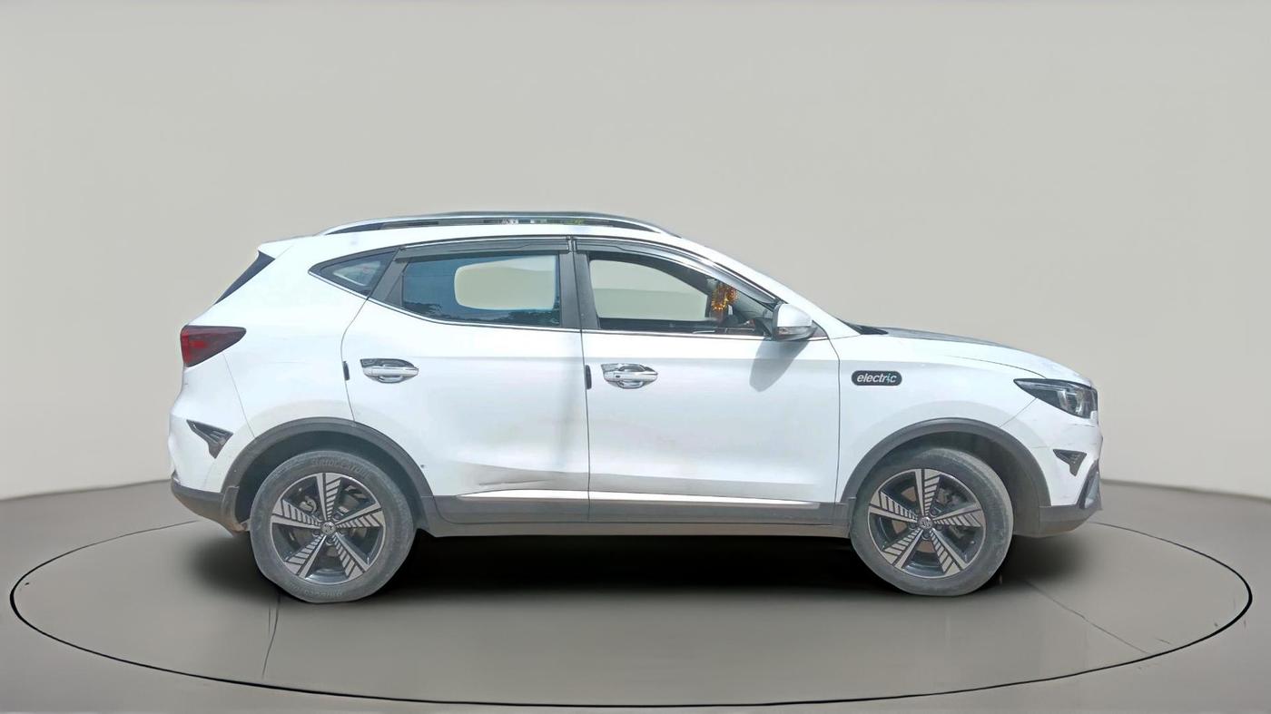 2021 MG ZS EV EXCLUSIVE, Electric, Automatic, 2,15,404 km, exterior