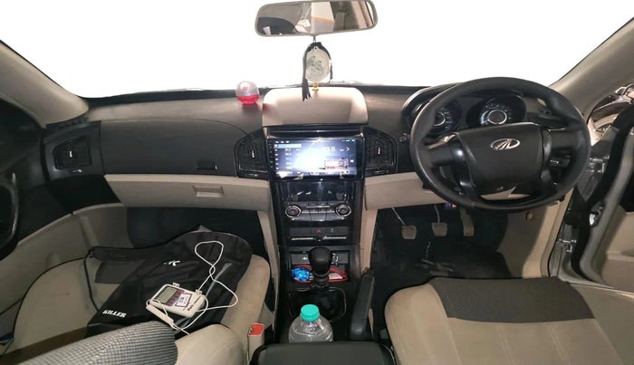 2016 Mahindra XUV500 W4, Diesel, Manual, 36,776 km, interior