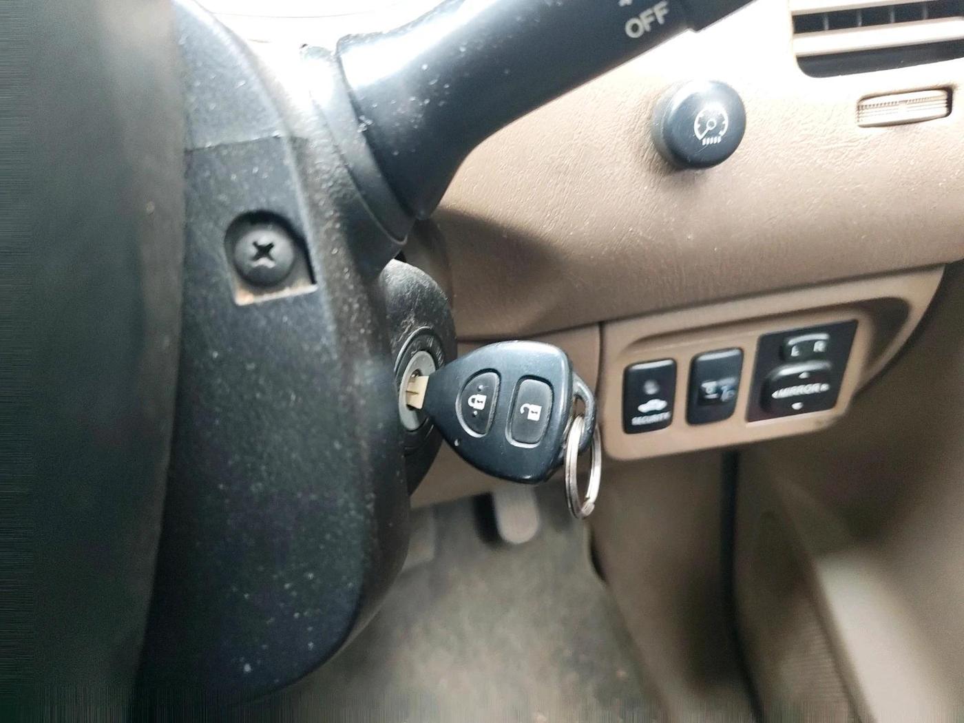 2015 Toyota Innova 2.5 VX 7 STR, Diesel, Manual, 1,17,817 km, interior