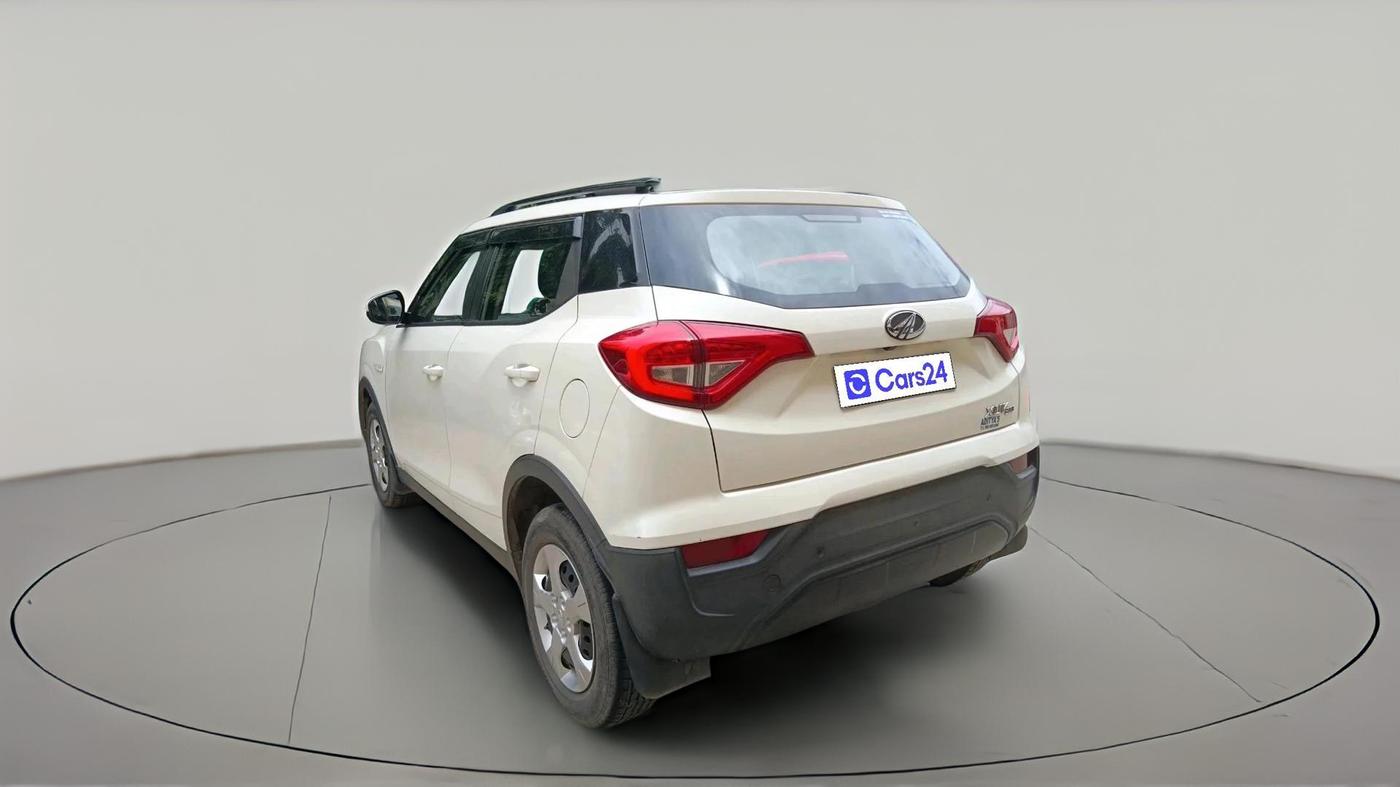 2022 Mahindra XUV300 W6 1.5 Diesel, Diesel, Manual, 51,757 km, exterior