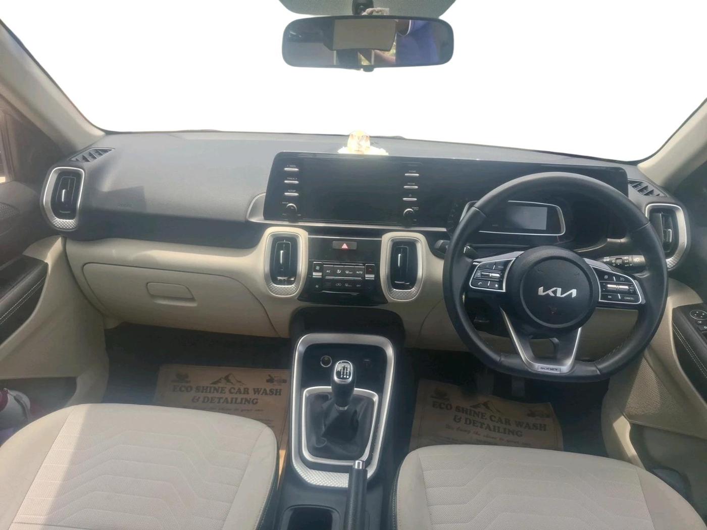 2022 KIA SONET HTX 1.0 IMT, Petrol, Manual, 46,996 km, interior