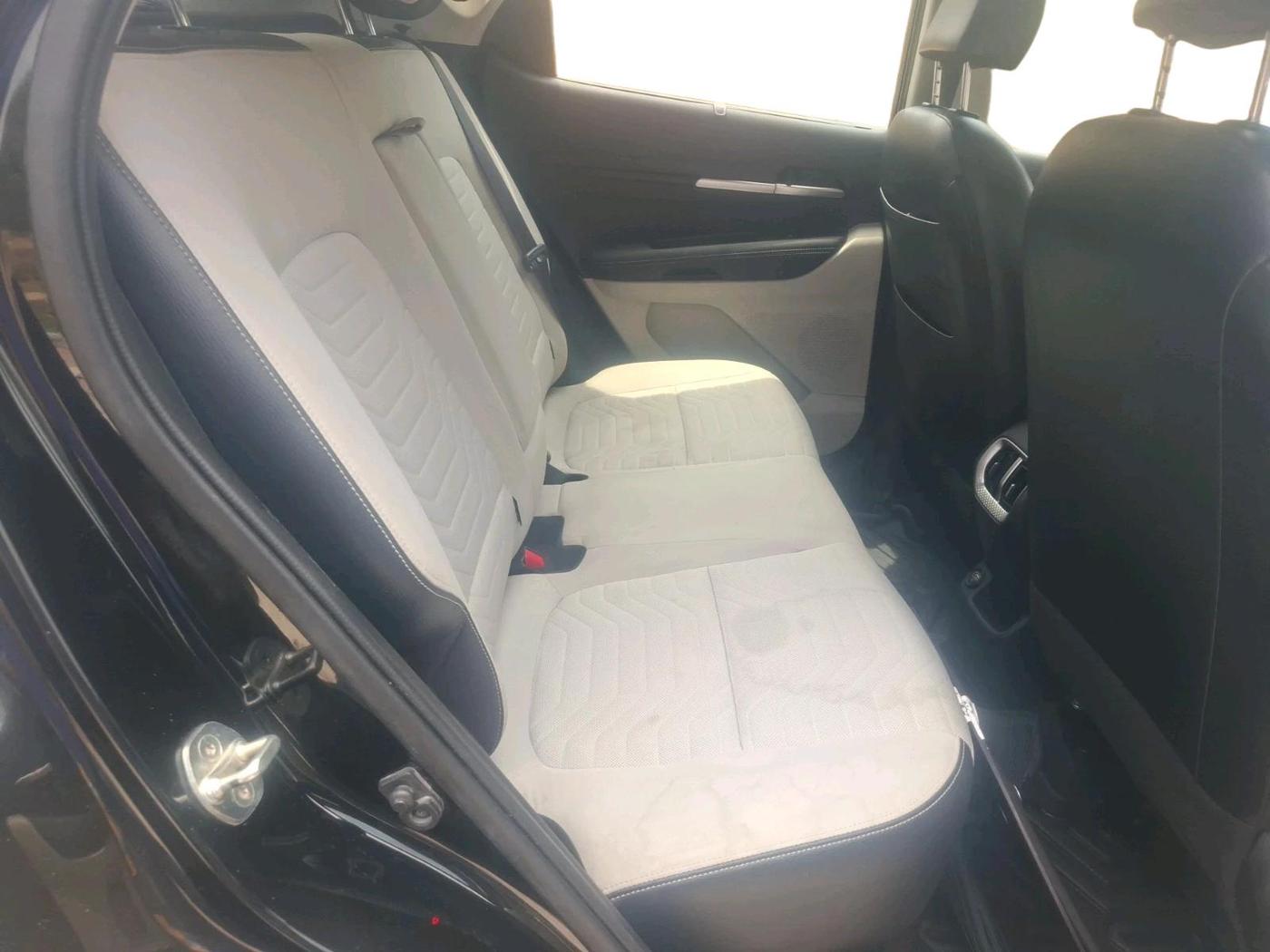 2022 KIA SONET HTX 1.0 IMT, Petrol, Manual, 46,996 km, interior