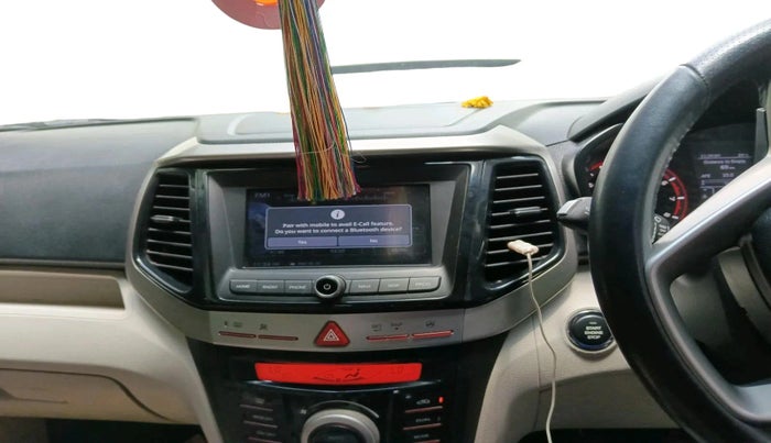 2020 Mahindra XUV300 W8 1.2 PETROL, Petrol, Manual, 46,127 km, interior