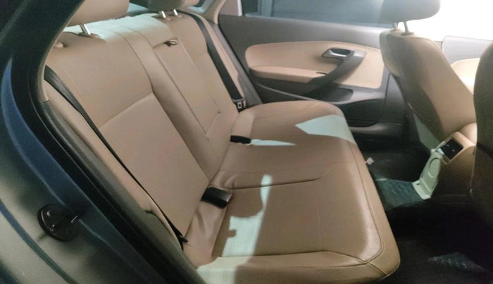 2017 Volkswagen Vento HIGHLINE PETROL AT, Petrol, Automatic, 71,905 km, interior