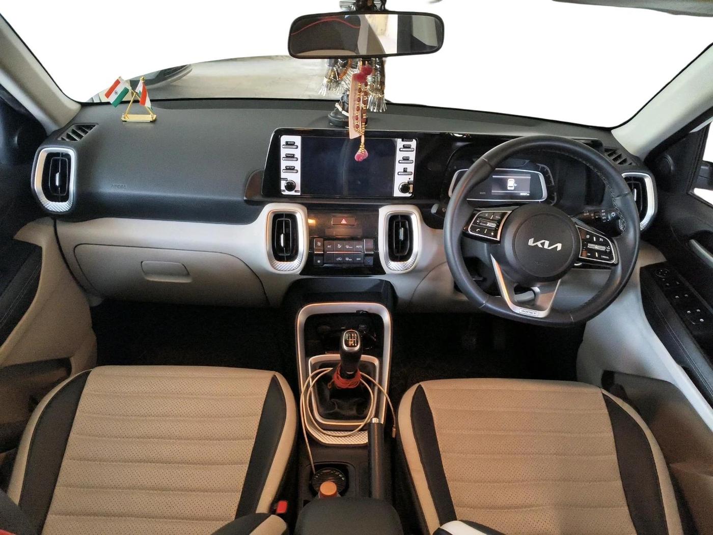 2022 KIA SONET HTX 1.0 IMT, Petrol, Manual, 35,467 km, interior