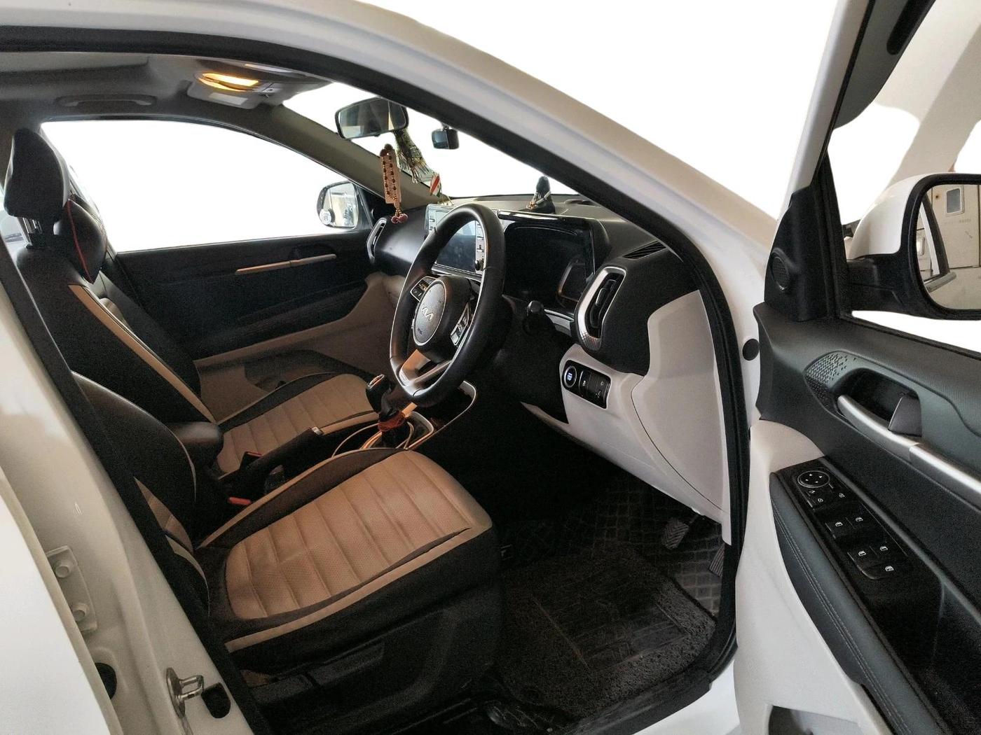 2022 KIA SONET HTX 1.0 IMT, Petrol, Manual, 35,467 km, interior