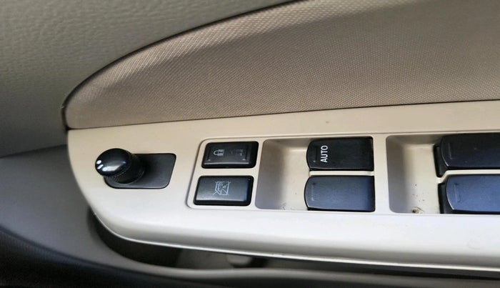 2013 Maruti Swift Dzire VXI, Petrol, Manual, 50,932 km, interior