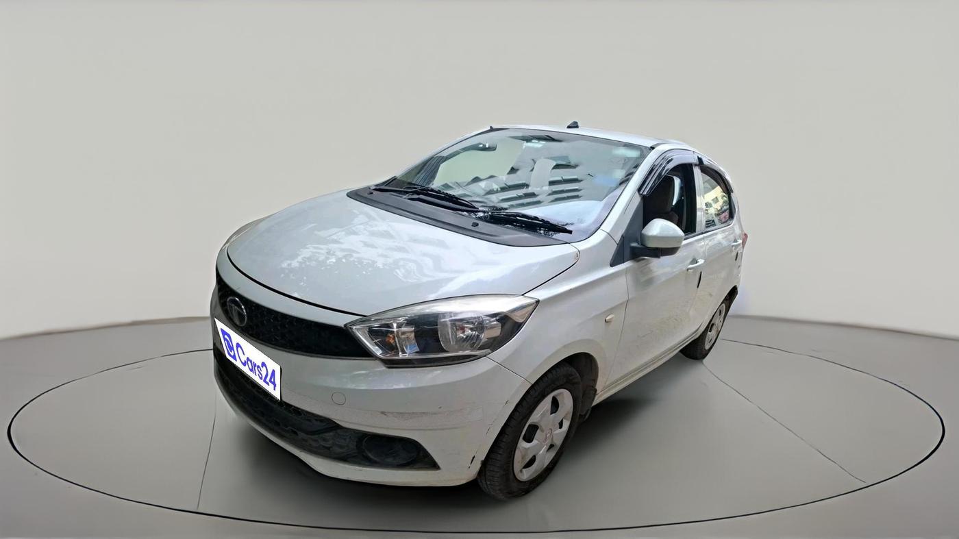 2017 Tata Tiago XT PETROL, Petrol, Manual, 37,829 km, exterior