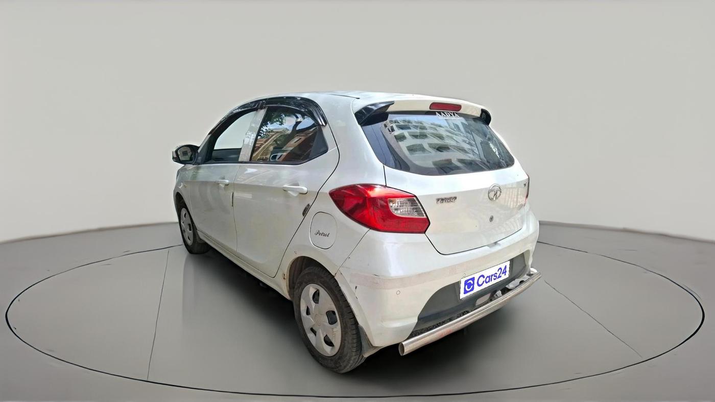 2017 Tata Tiago XT PETROL, Petrol, Manual, 37,829 km, exterior