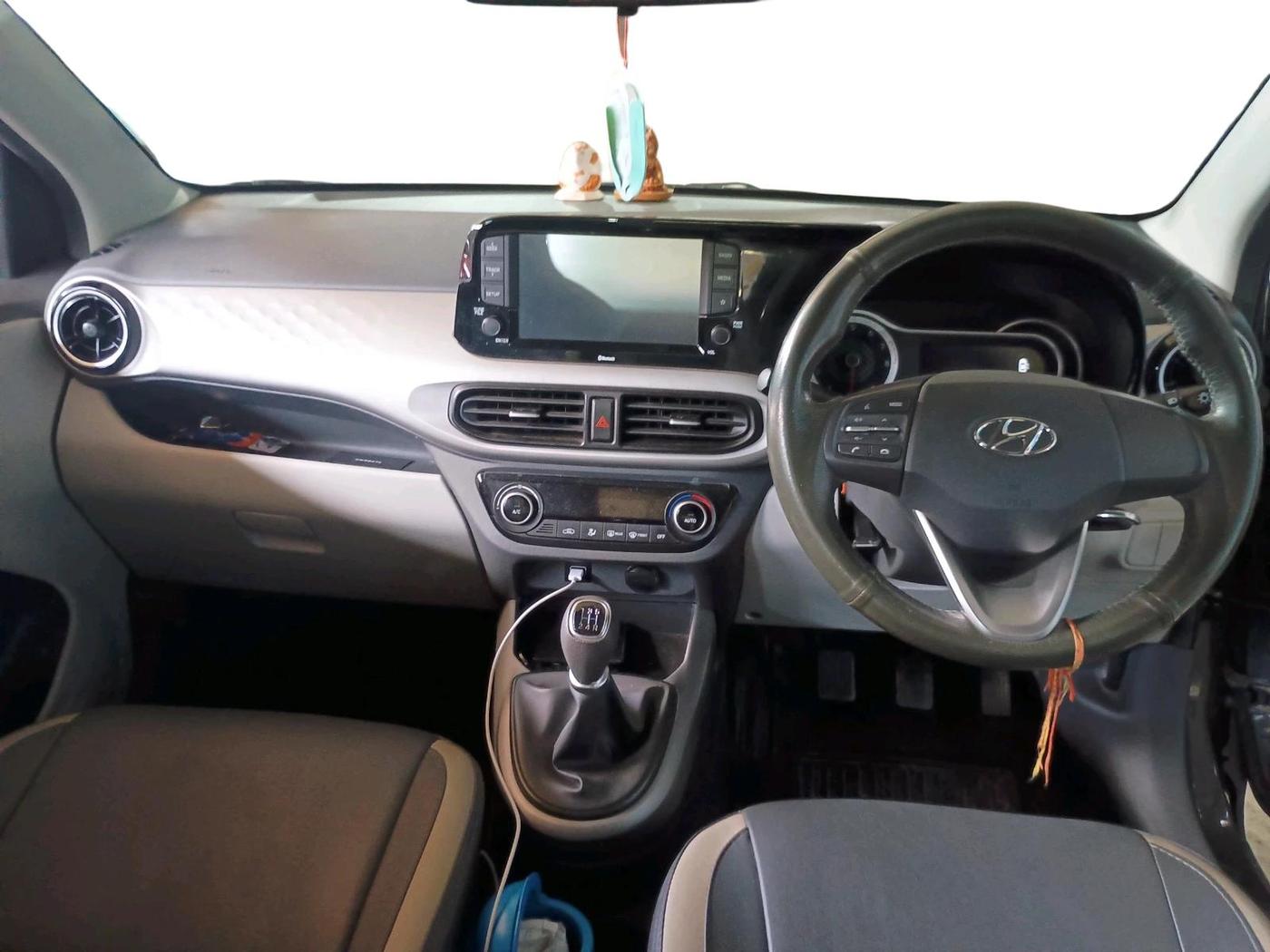 2022 Hyundai GRAND I10 NIOS SPORTZ 1.2 KAPPA VTVT, Petrol, Manual, 22,138 km, interior