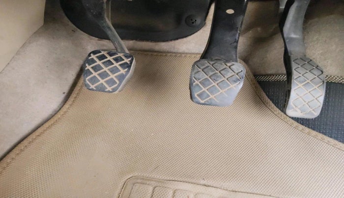 2012 Volkswagen Vento HIGHLINE DIESEL 1.6, Diesel, Manual, 1,24,803 km, interior