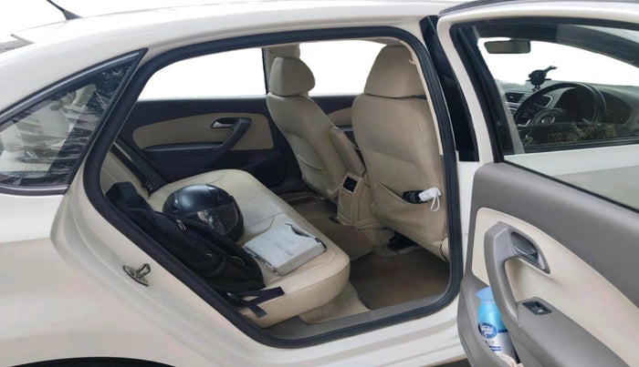 2012 Volkswagen Vento HIGHLINE DIESEL 1.6, Diesel, Manual, 1,24,803 km, interior