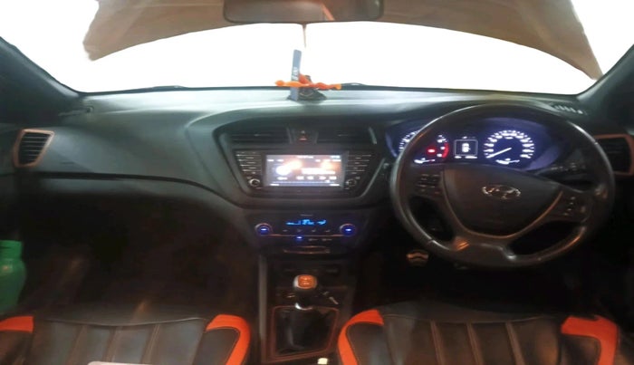 2016 Hyundai i20 Active 1.2 SX, Petrol, Manual, 68,798 km, interior
