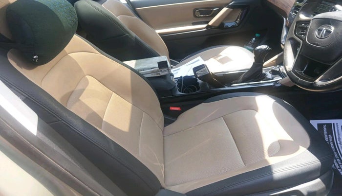 2022 Tata Harrier XZA PLUS 2.0L KAZIRANGA, Diesel, Automatic, 75,375 km, interior