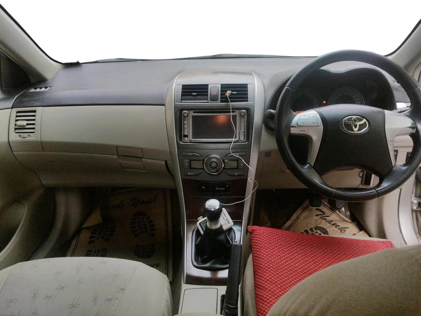 2012 Toyota Corolla Altis G PETROL, Petrol, Manual, 65,697 km, interior