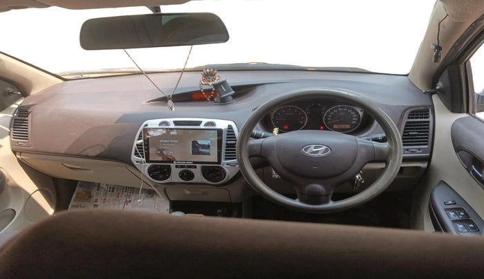 2009 Hyundai i20 MAGNA 1.2, Petrol, Manual, 99,672 km, interior