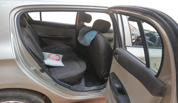 2009 Hyundai i20 MAGNA 1.2, Petrol, Manual, 99,672 km, interior