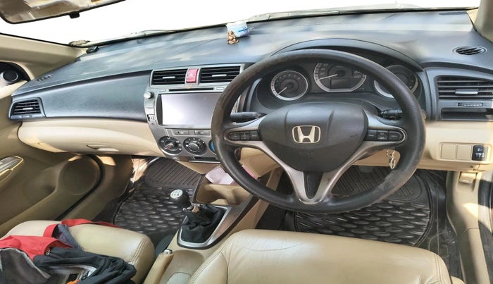 2013 Honda City 1.5L I-VTEC V MT, Petrol, Manual, 1,14,438 km, interior