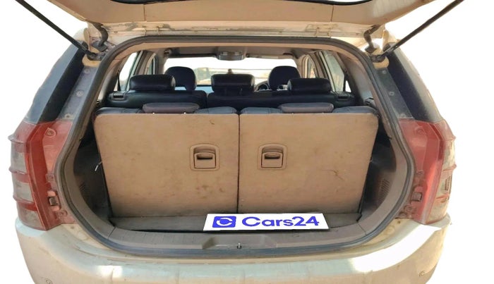 2012 Mahindra XUV500 W8, Diesel, Manual, 1,45,632 km, exterior