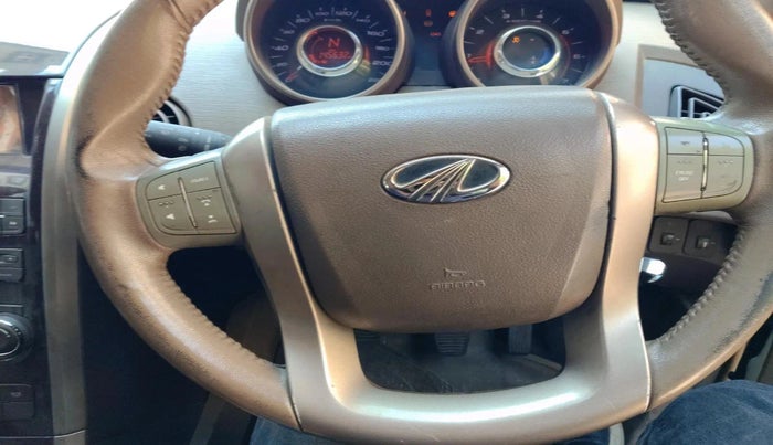 2012 Mahindra XUV500 W8, Diesel, Manual, 1,45,632 km, interior