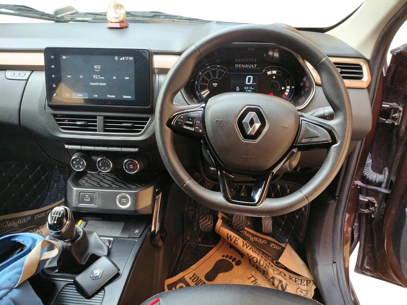 2022 Renault Kiger RXT (O) MT, Petrol, Manual, 16,913 km, interior