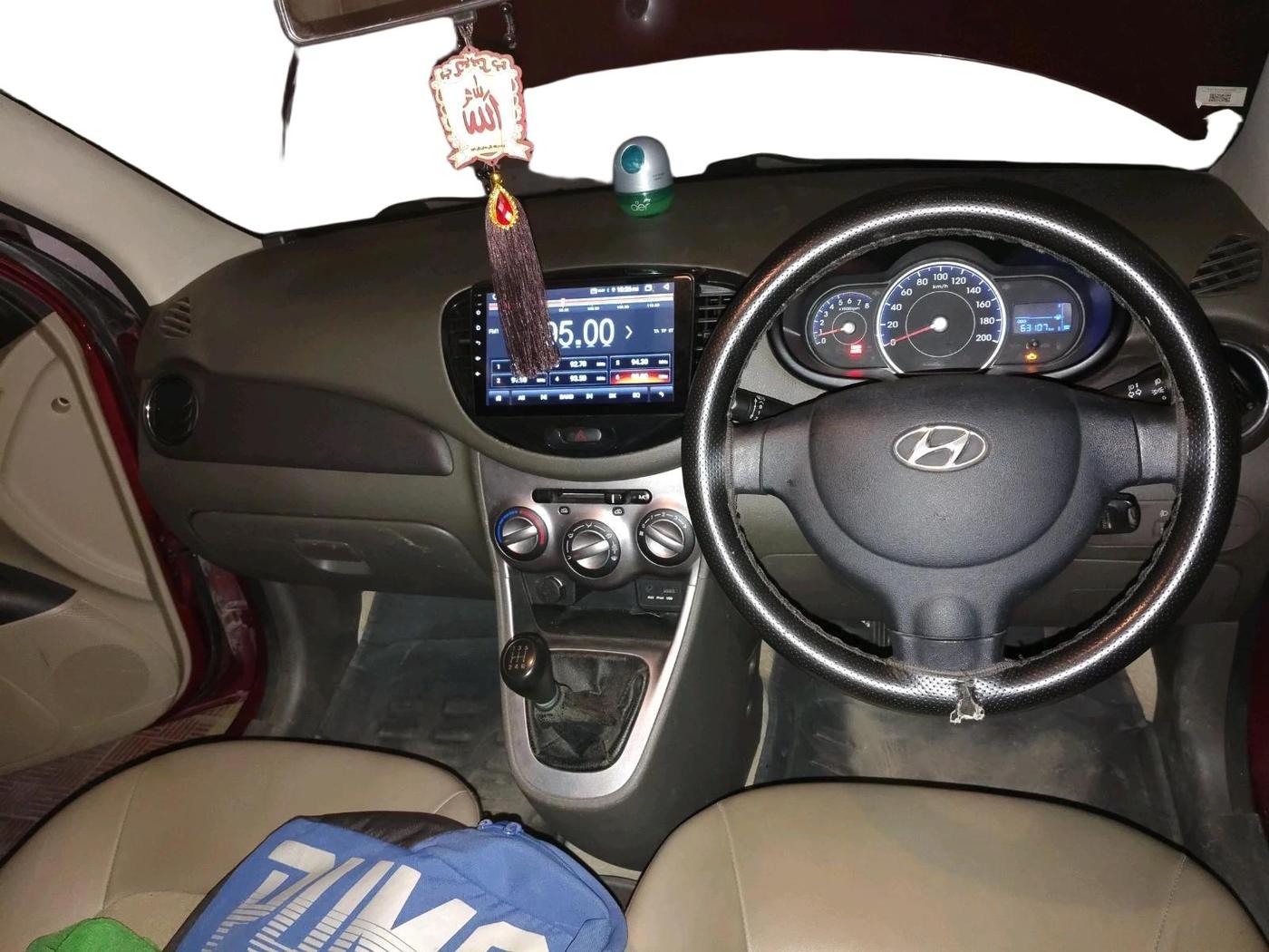 2015 Hyundai i10 SPORTZ 1.1, Petrol, Manual, 63,107 km, interior