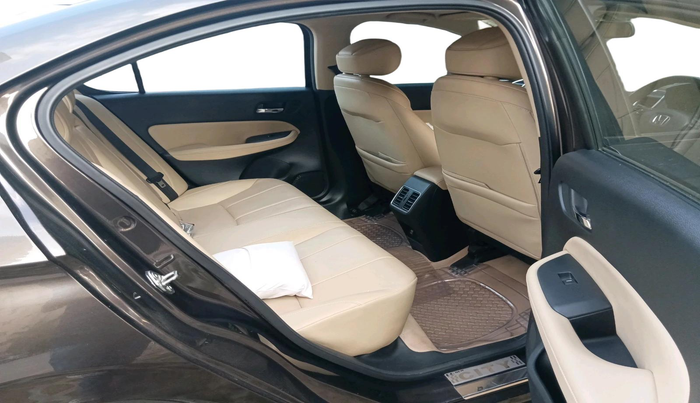2020 Honda City 1.5L I-VTEC ZX, Petrol, Manual, 42,186 km, interior