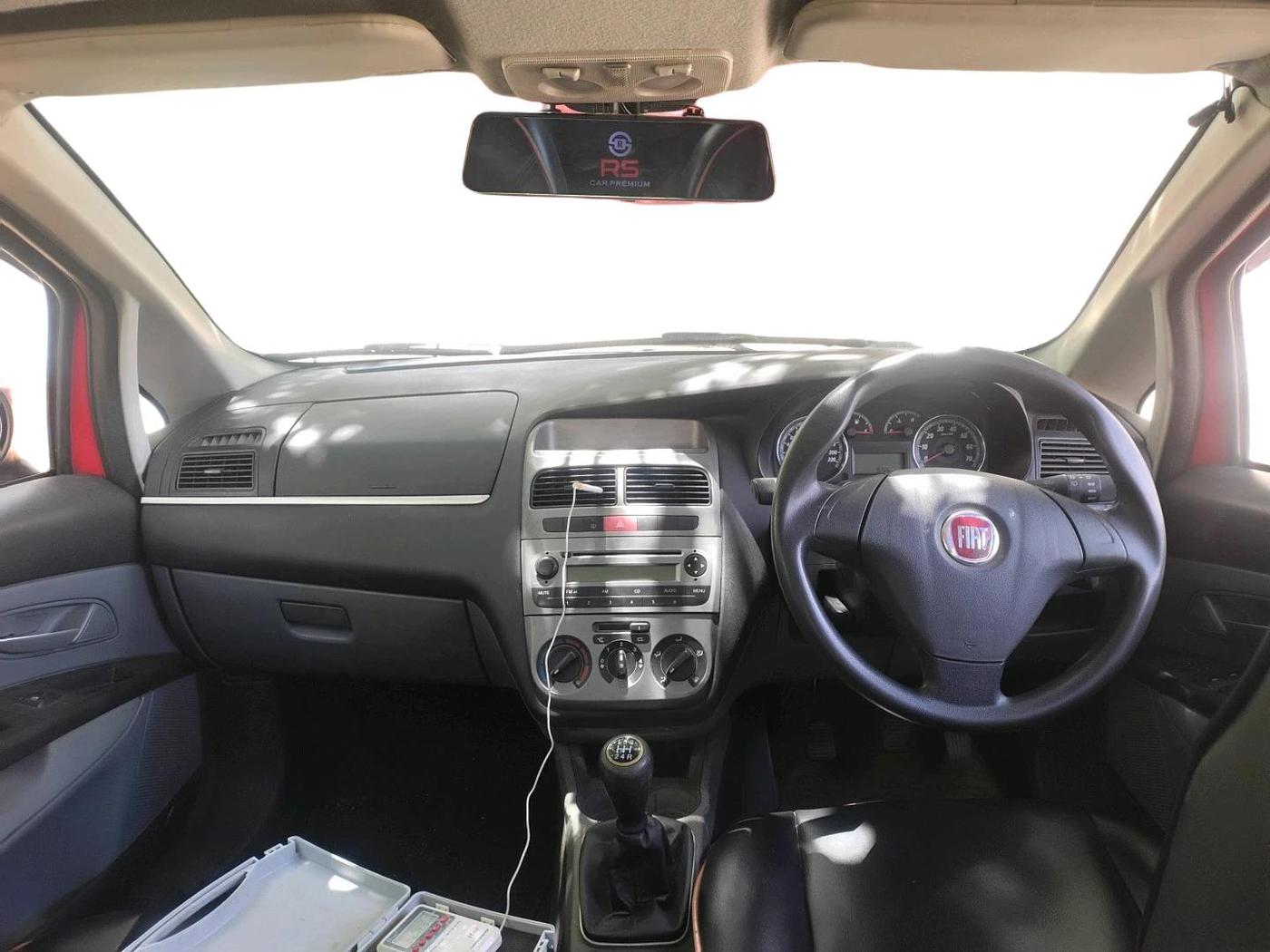 2014 Fiat Punto EVO DYNAMIC 1.3 MULTIJET, Diesel, Manual, 93,591 km, interior