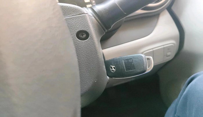 2021 Hyundai GRAND I10 NIOS MAGNA 1.2 KAPPA VTVT, Petrol, Manual, 19,587 km, interior