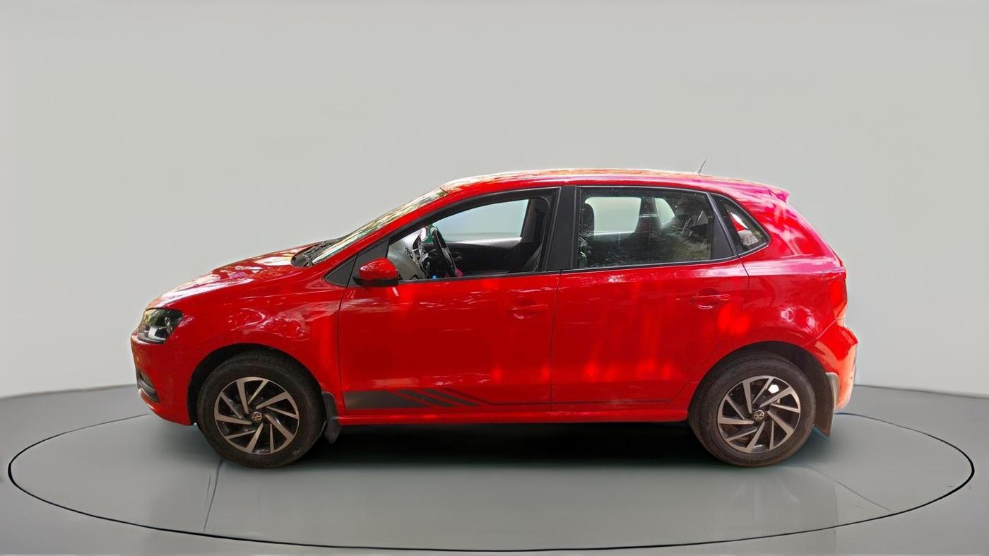 2017 Volkswagen Polo COMFORTLINE 1.2L, Petrol, Manual, 31,832 km, exterior