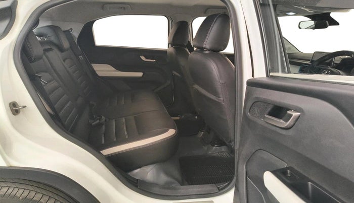 2021 Tata PUNCH CREATIVE AMT 1.2 RTN DUAL TONE, Petrol, Automatic, 40,984 km, interior