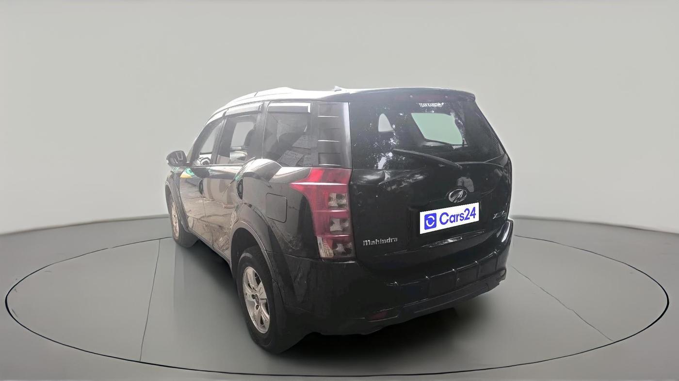2012 Mahindra XUV500 W8, Diesel, Manual, 2,40,735 km, exterior