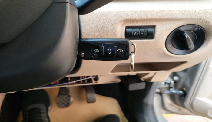 2011 Skoda Fabia AMBITION PLUS 1.2 MPI, Petrol, Manual, 97,395 km, interior