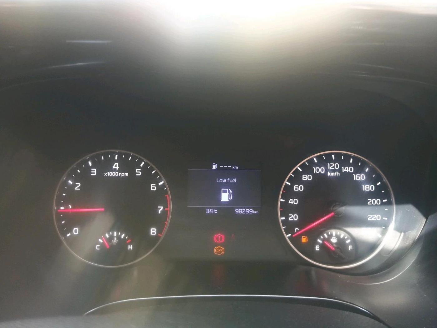 2019 KIA SELTOS HTK PLUS 1.5, Petrol, Manual, 98,299 km, interior