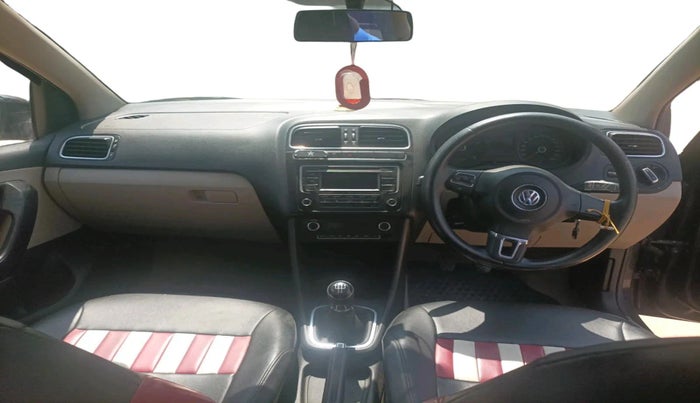 2014 Volkswagen Polo HIGHLINE1.2L, Petrol, Manual, 66,134 km, interior