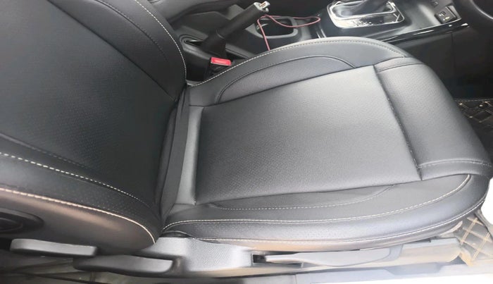 2019 Tata Hexa XTA 4X2 7 STR, Diesel, Automatic, 81,956 km, interior