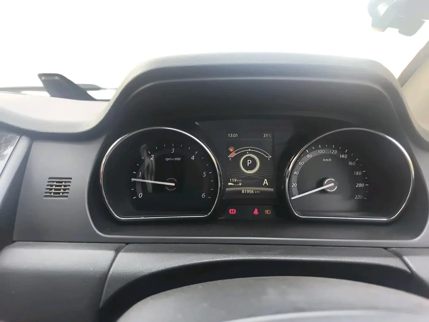 2019 Tata Hexa XTA 4X2 7 STR, Diesel, Automatic, 81,956 km, interior