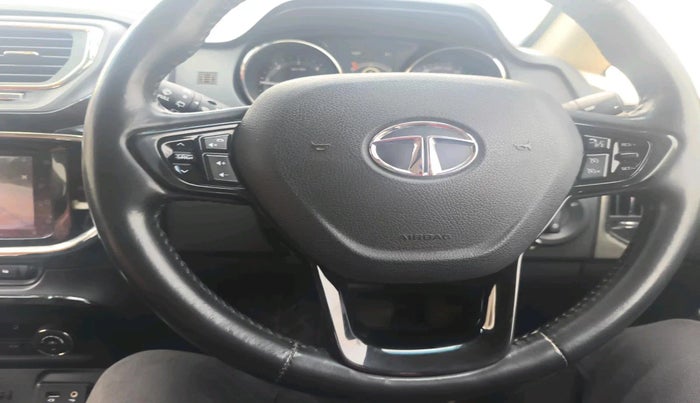 2019 Tata Hexa XTA 4X2 7 STR, Diesel, Automatic, 81,956 km, interior