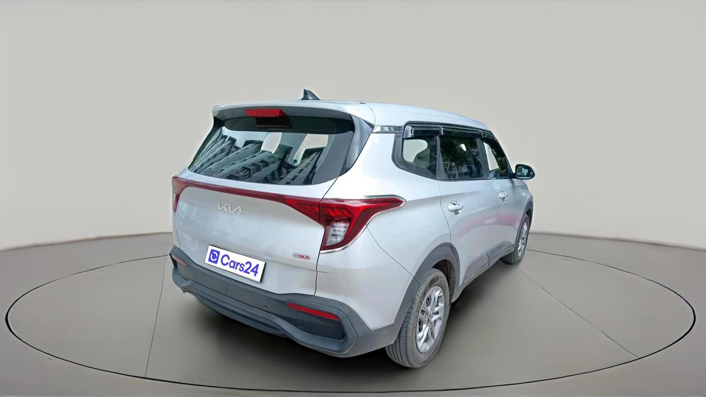 2022 KIA CARENS PREMIUM 1.4 PETROL 7 STR, Petrol, Manual, 43,344 km, exterior