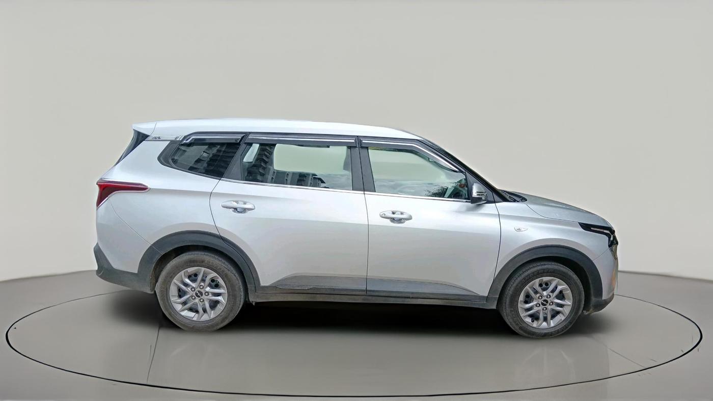 2022 KIA CARENS PREMIUM 1.4 PETROL 7 STR, Petrol, Manual, 43,344 km, exterior