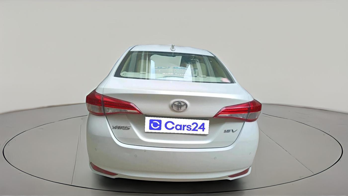2021 Toyota YARIS V MT, Petrol, Manual, 14,358 km, exterior