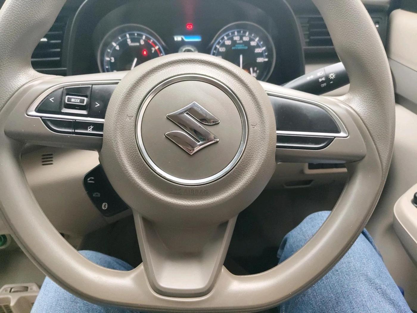 2022 Maruti Ertiga VXI SHVS, Petrol, Manual, 13,183 km, interior